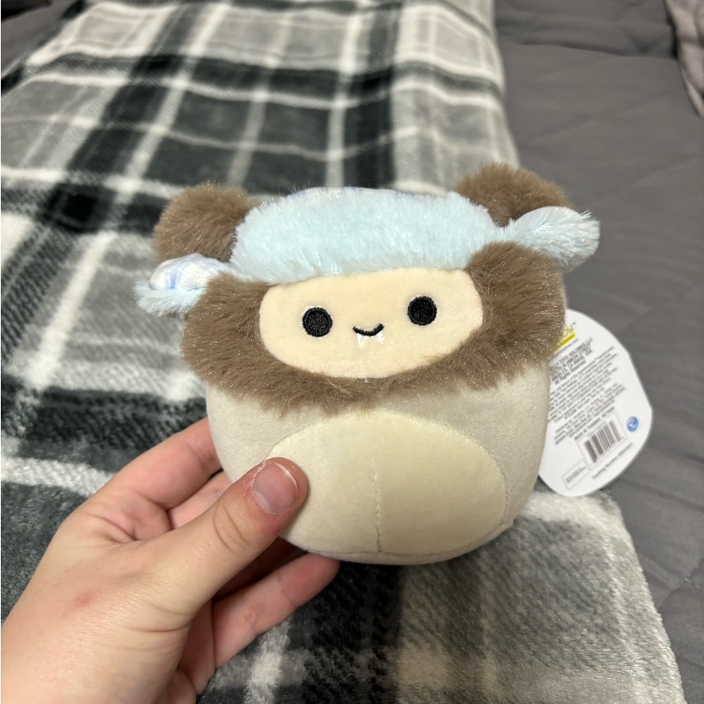 Squishmallow yeti